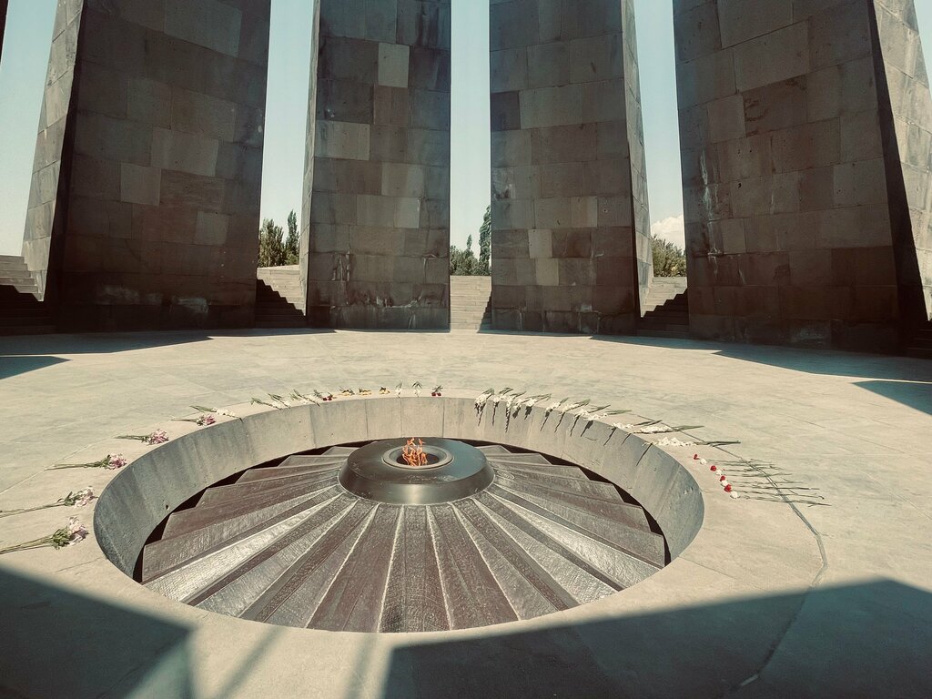 Monument, memorial Obelisk, Yerevan, photo