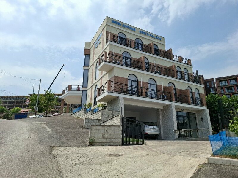 Гостиница My Garden в Тбилиси