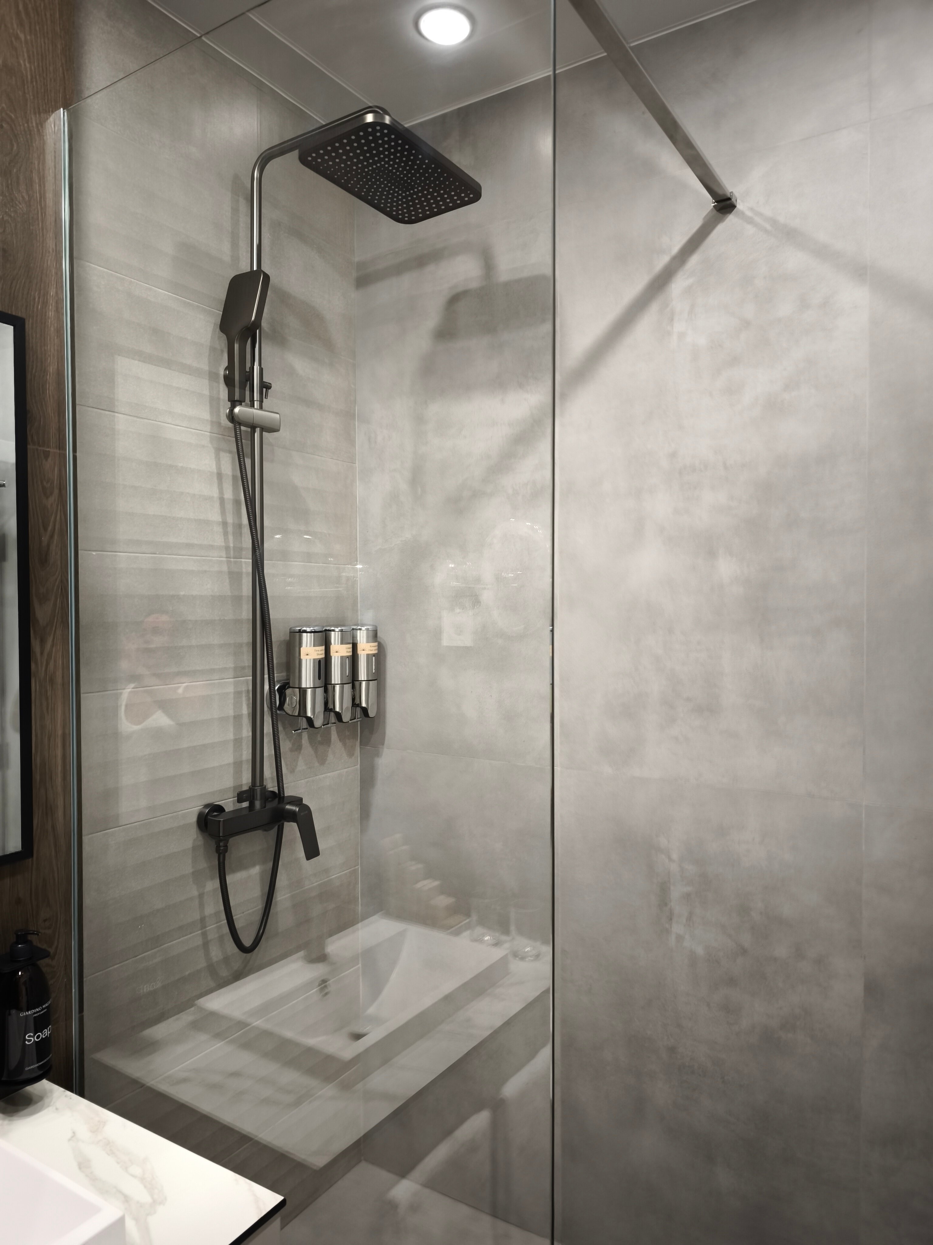 Фото Гефест