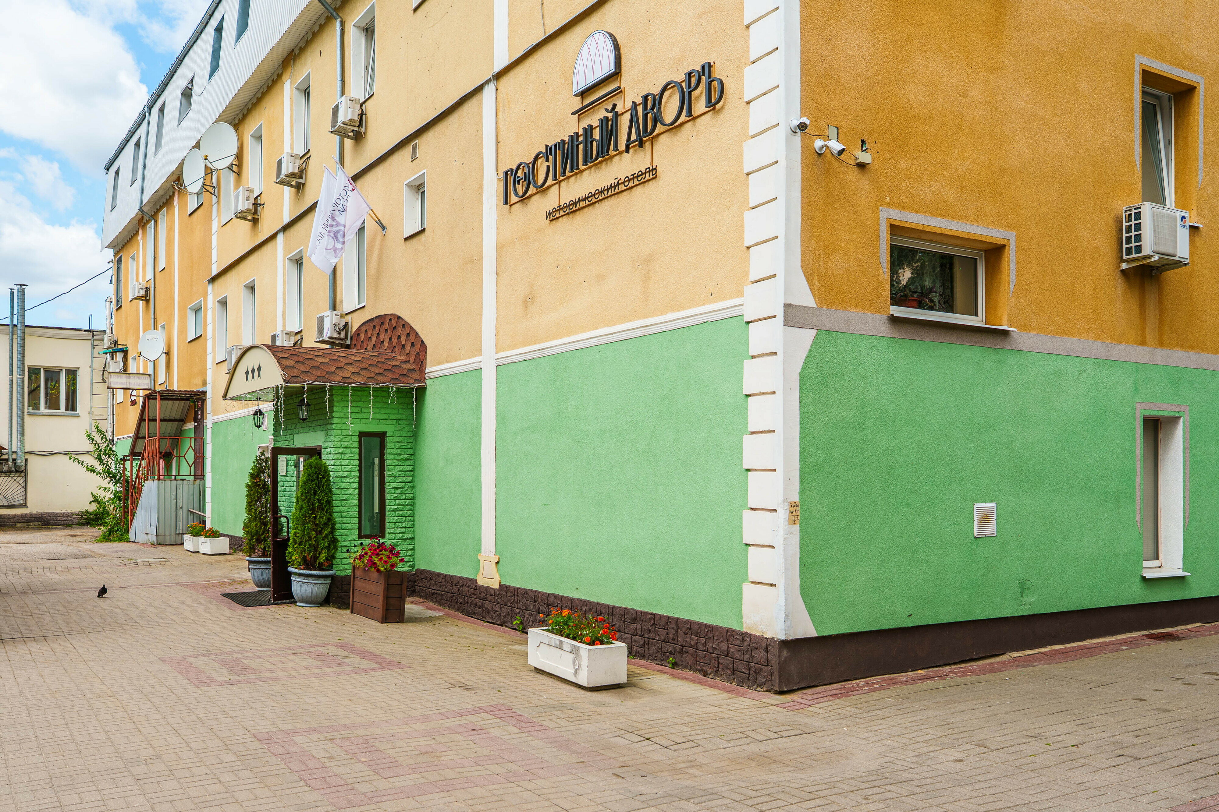 Фото Гостиный дворъ