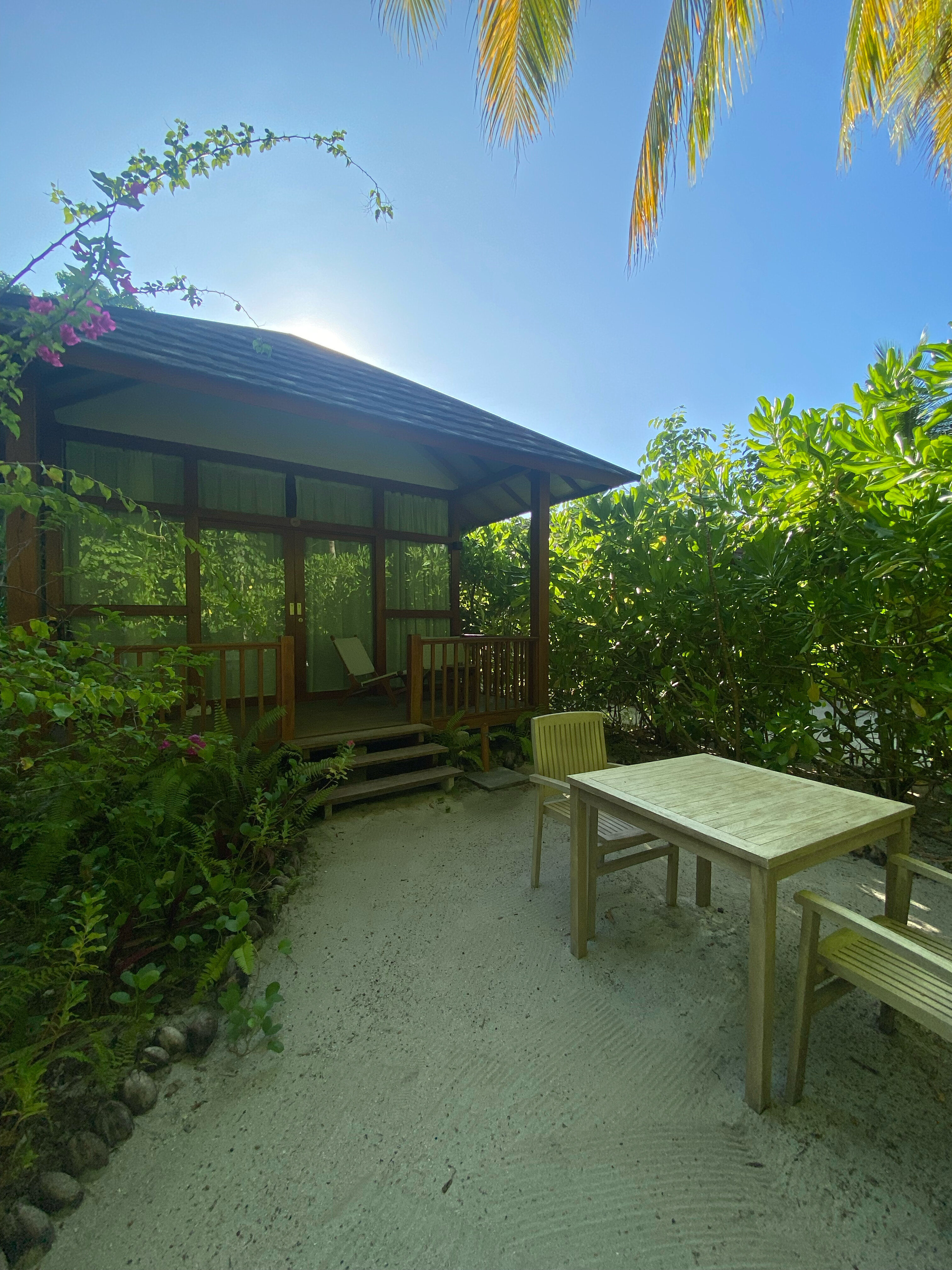 Фото Fiyavalhu Resort Maldives