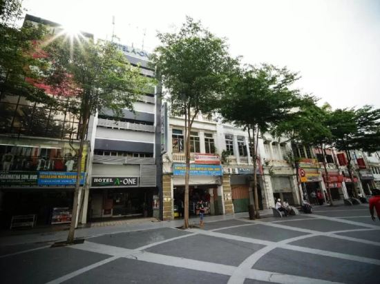 Фото Hotel A-One