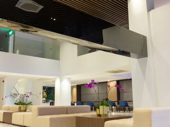 Фото Ramada Encore by Wyndham Makati