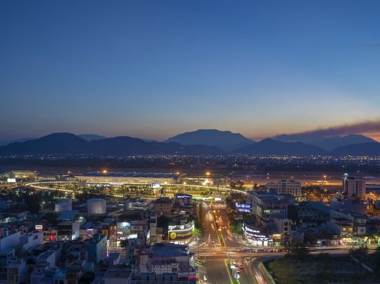 Фото Samdi Da Nang Airport Hotel