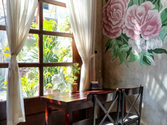 Фото Flower Beachstay & Coffee