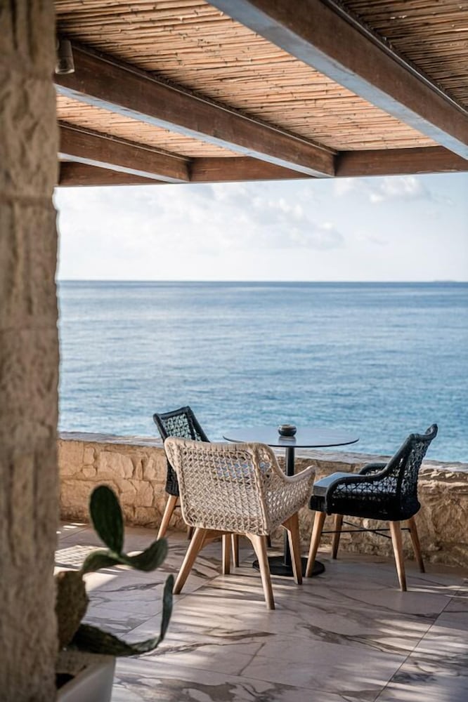 Фото Kakkos Beach Hotel - Adults Only