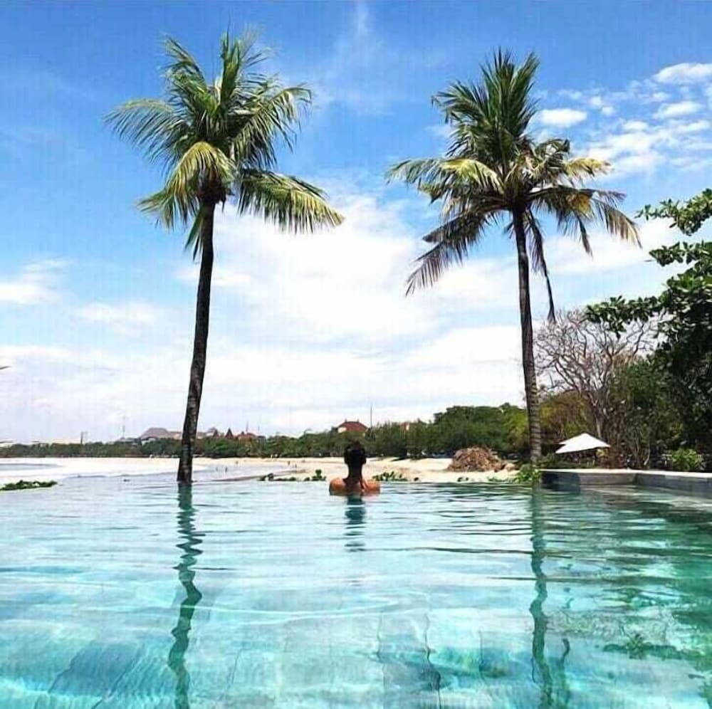 Фото Bali Garden Beach Resort