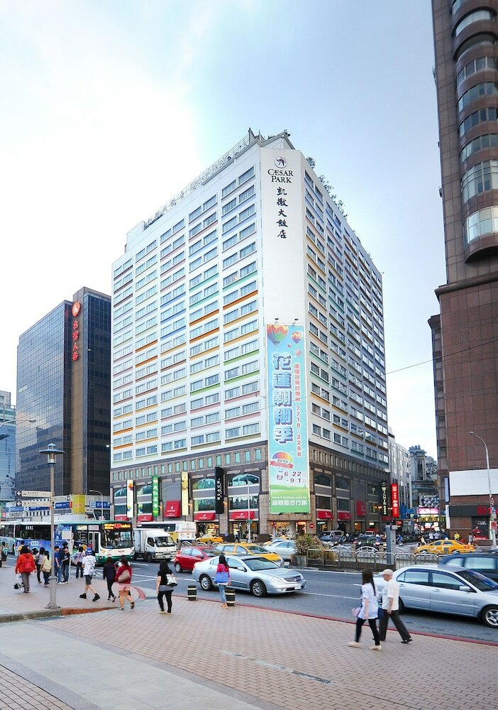 Фото Caesar Park Hotel Taipei