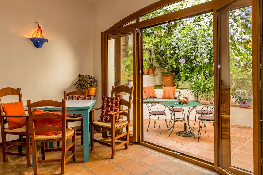 Фото Hotel Los Castaños