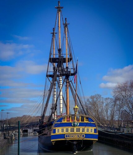 Внешний вид отеля The Originals Boutique, Hôtel Roca-Fortis, Rochefort в Рошфоре, фото 4