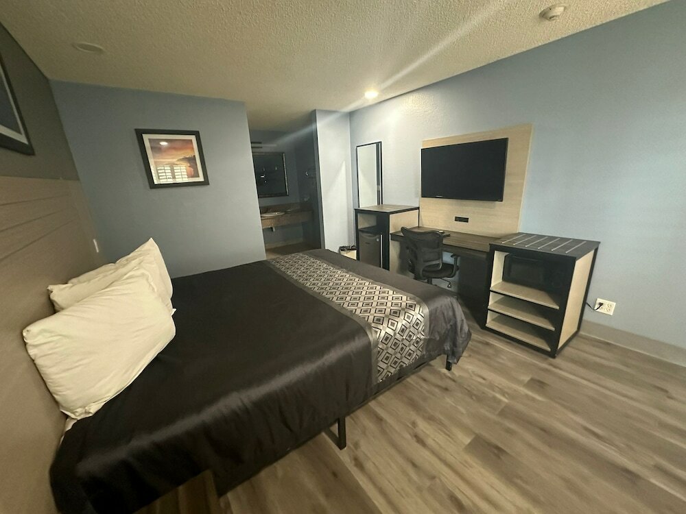 Фото Orange Tustin Inn