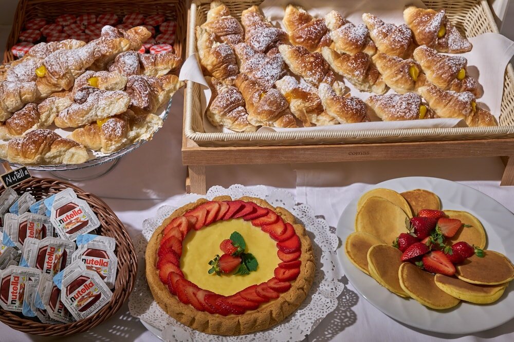 Фото Hotel Degli Artisti