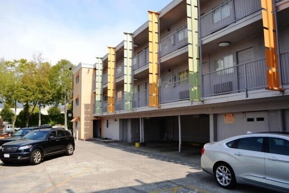 Фото Berkeley Inn