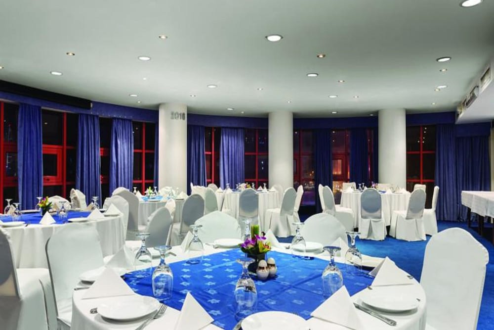 Фото Happy Days Hotel