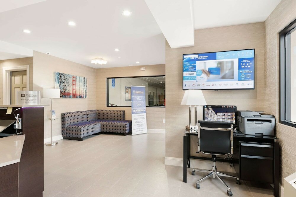 Фото Best Western Red Coach Inn