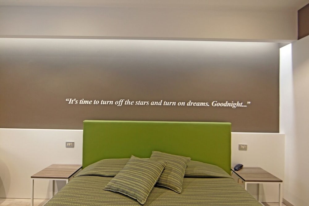 Фото Hotel Ideal