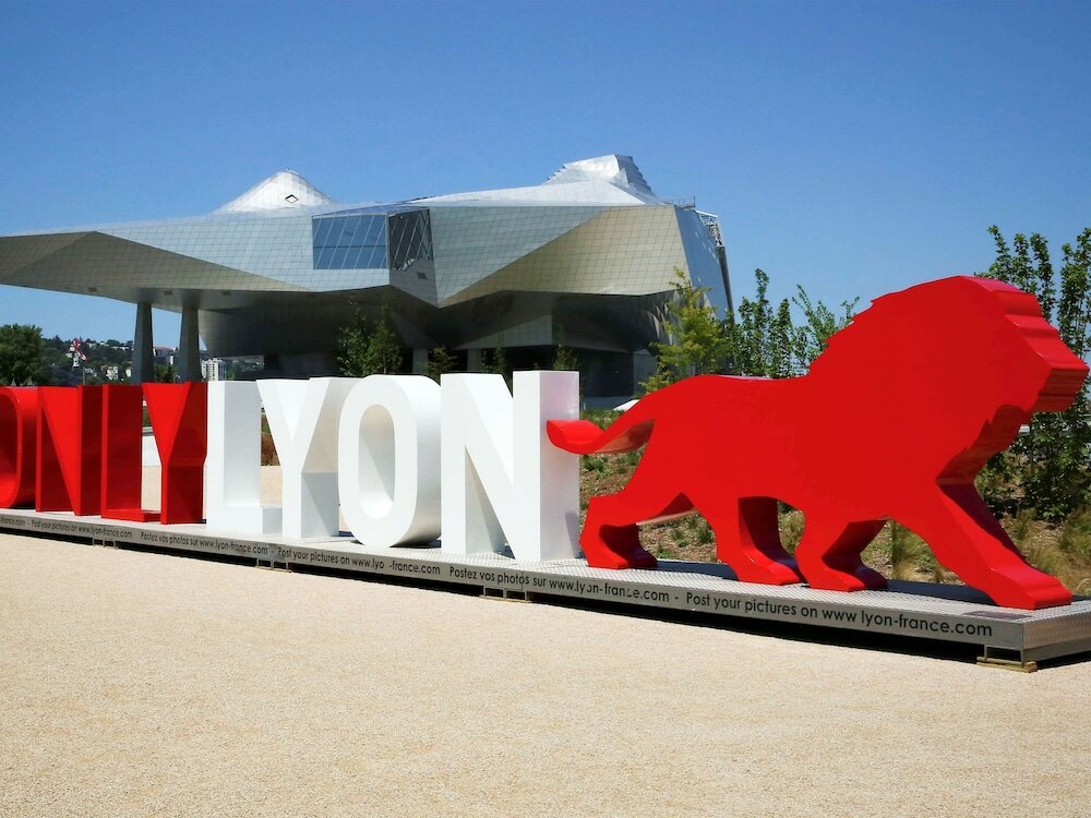 Фото Ibis Lyon Gerland Musée des Confluences