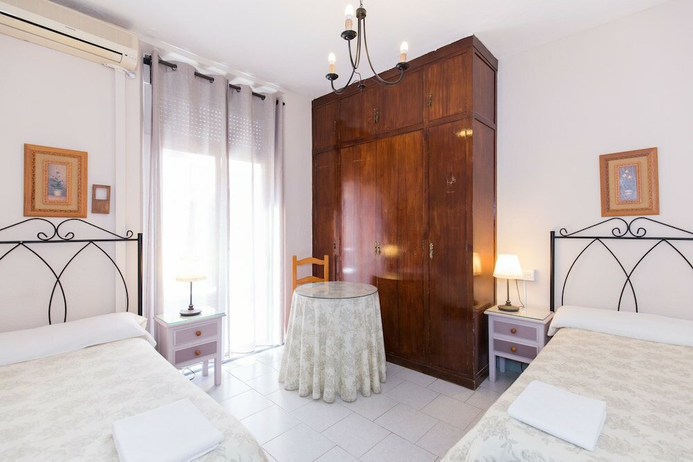 Фото Hostal Mesones