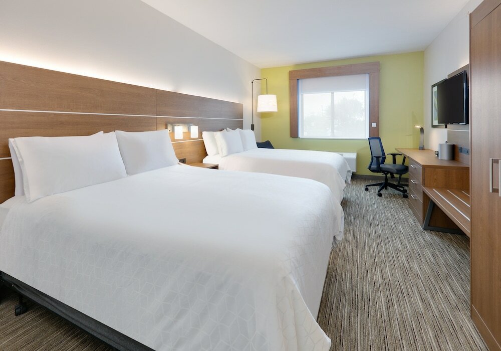 Фото Holiday Inn Express Hotel & Suites Near Seaworld, an Ihg Hotel