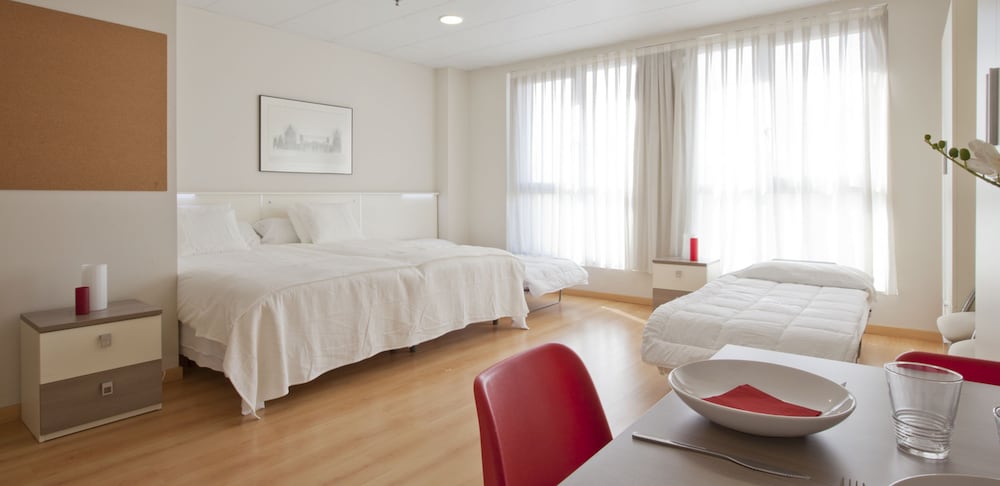 Фото Vertice Roomspace Madrid