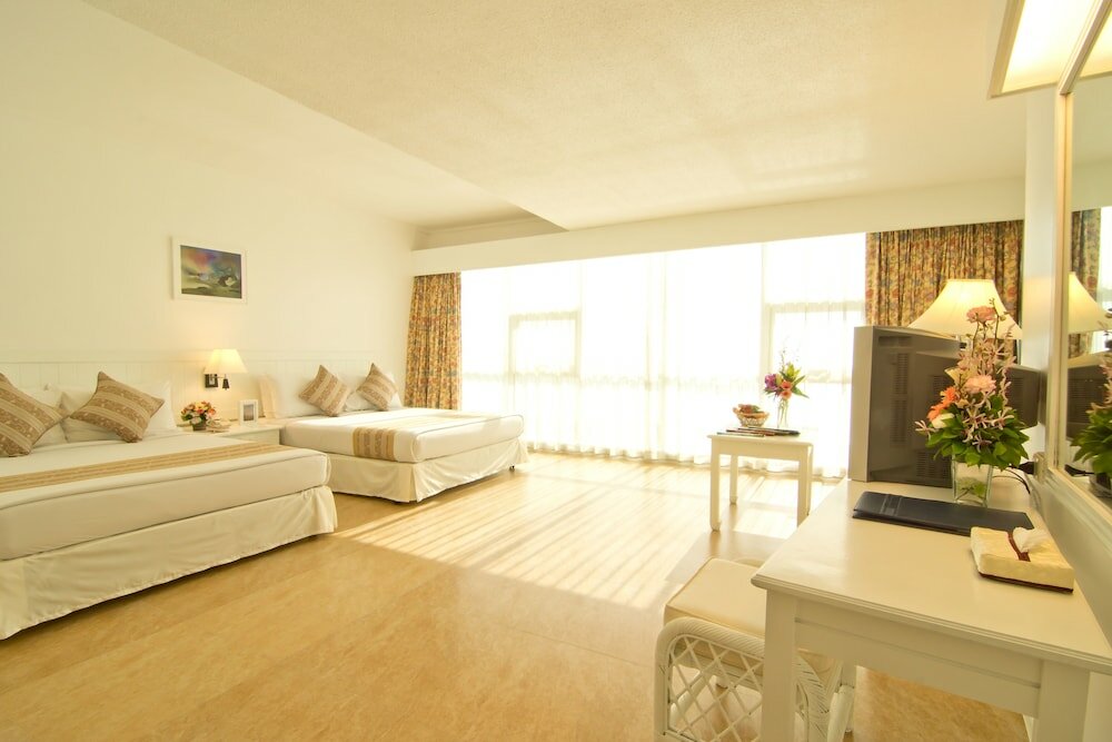 Фото Ambassador City Jomtien Marina Tower Wing