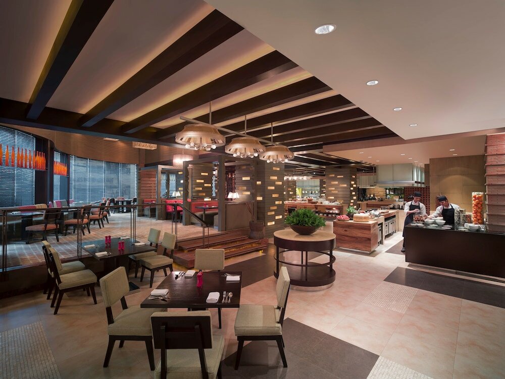 Фото New World Makati Hotel