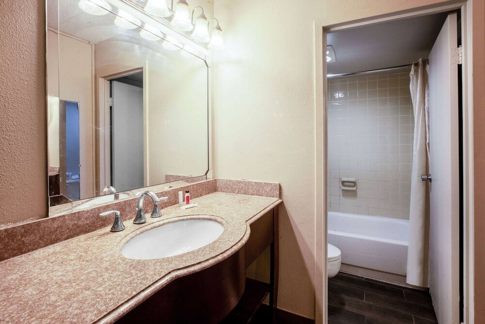 Фото Baymont by Wyndham Northwood