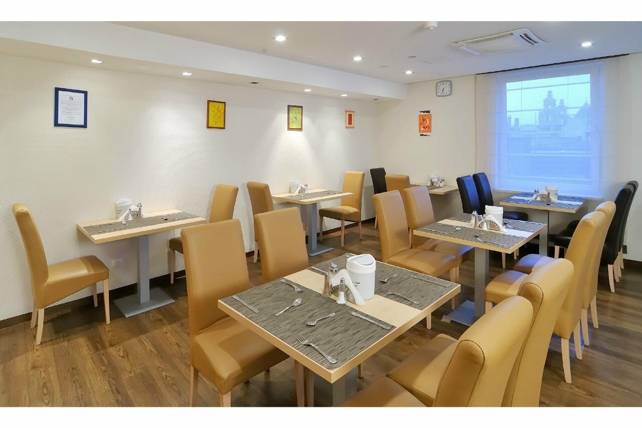 Фото Promenade City Hotel