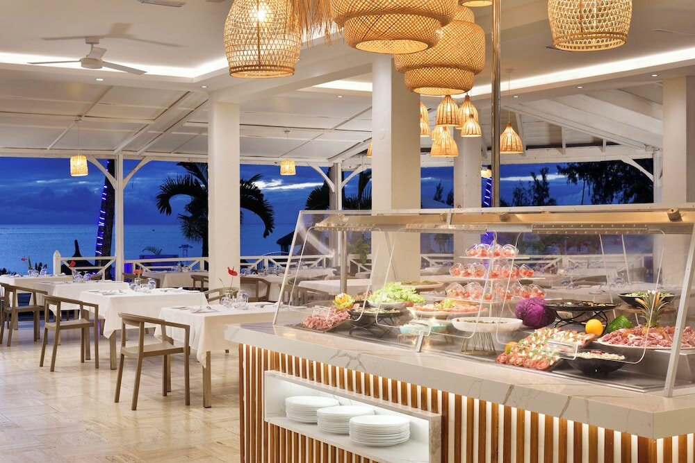 Фото Coral Azur Beach Resort