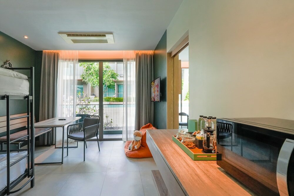 Фото Fusion Suites Phuket Patong