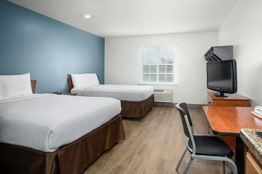 Фото WoodSpring Suites Pensacola Northeast