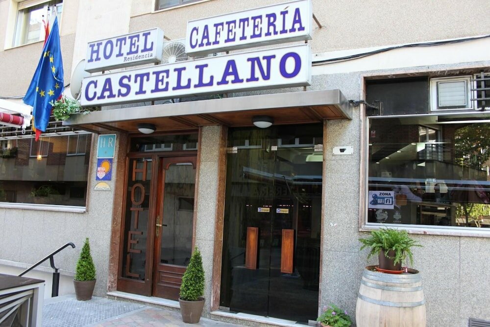 Фото Hotel Residencia Castellano I