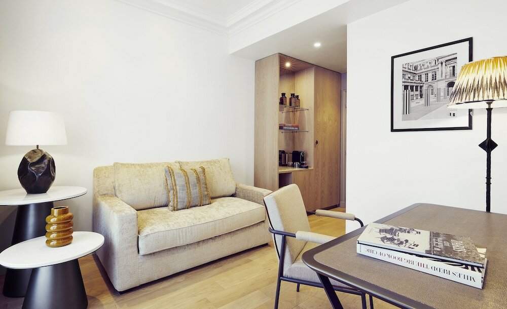 Фото Grand Hotel Du Palais Royal