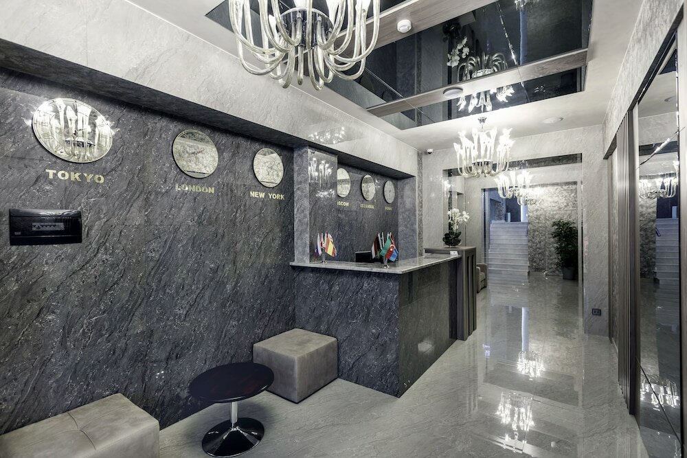 Фото  Parallel Hotel