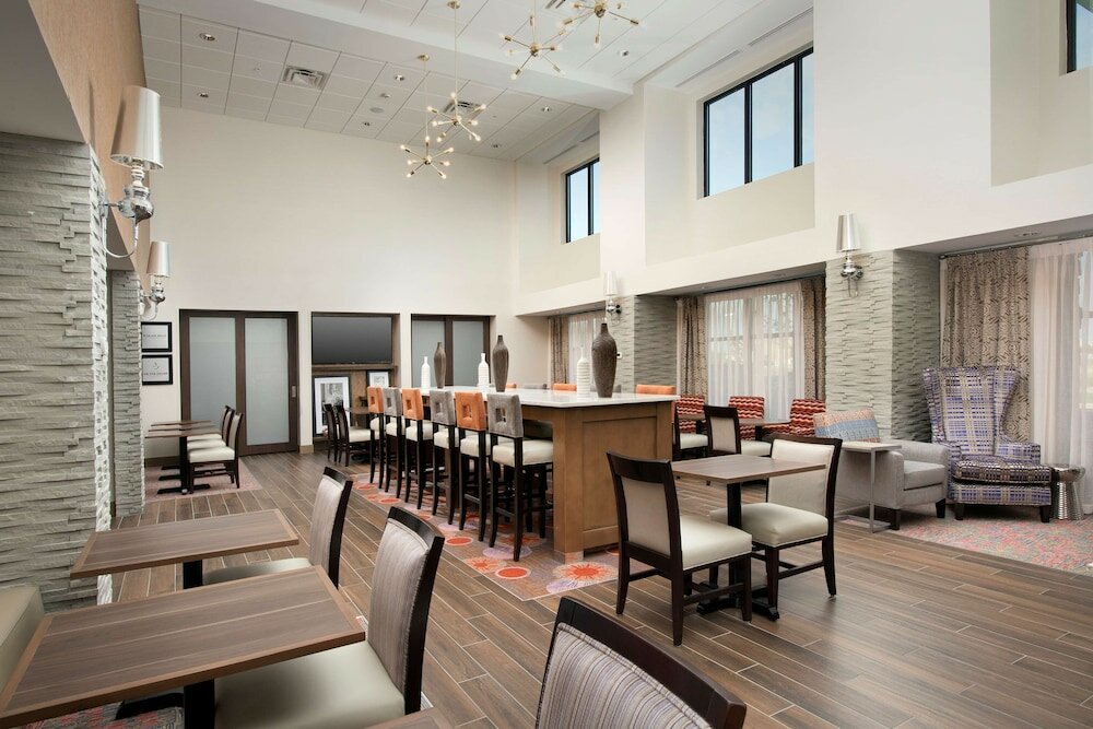 Фото Hampton Inn & Suites San Antonio Lackland Afb SeaWorld