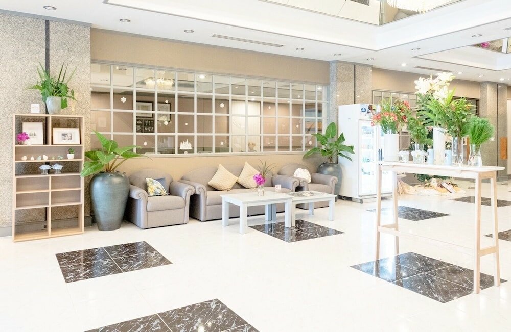 Фото Yellow Ribbon Hills Boutique Suites