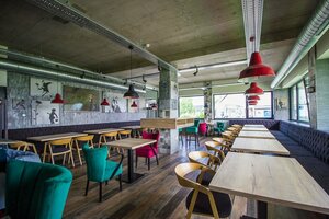 Гостиница Hotel & Bistro 63