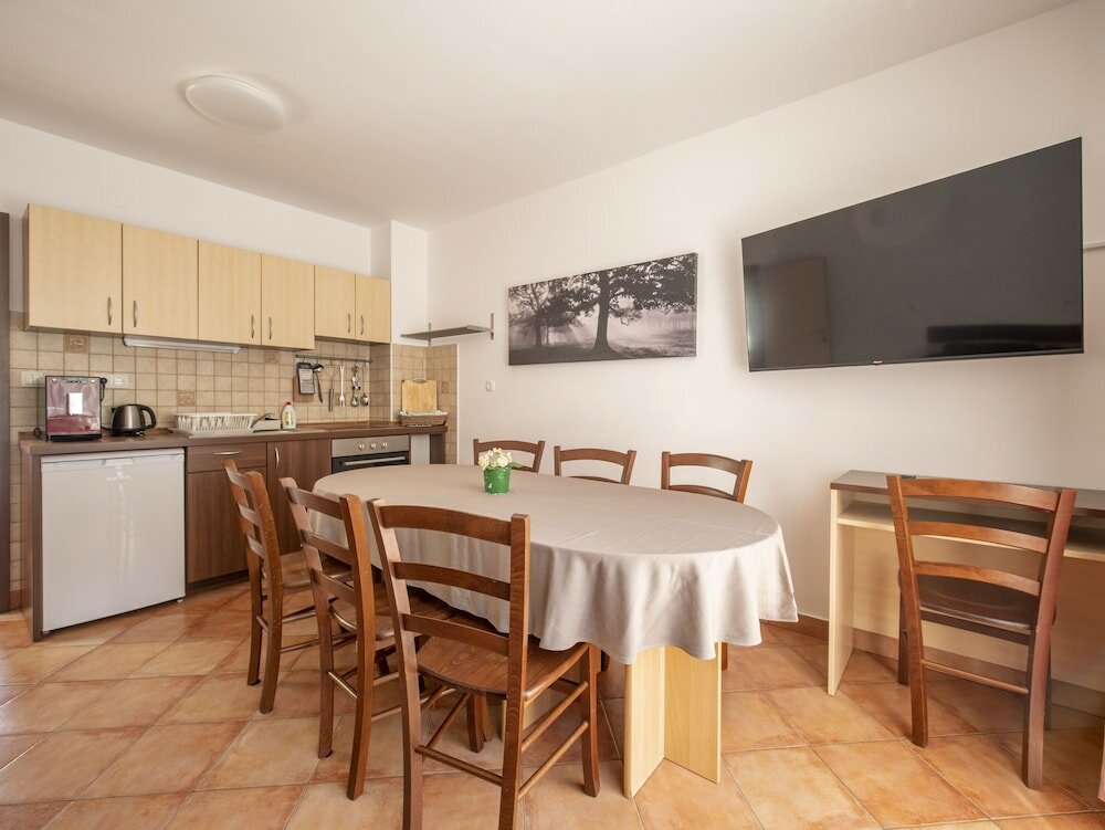 Фото Apartment House Berghi