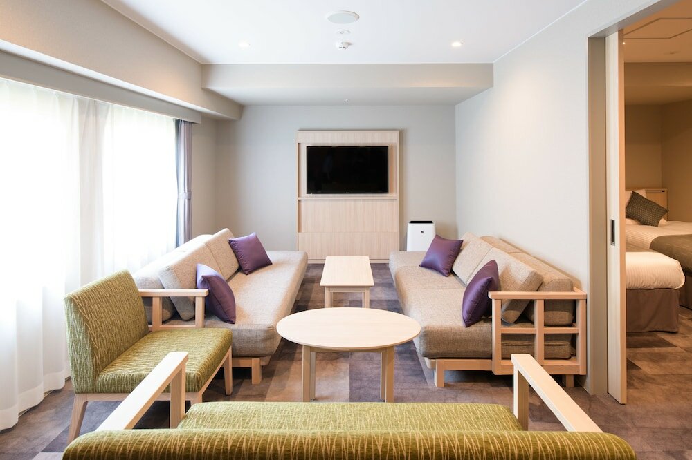 Фото Nara Royal Hotel