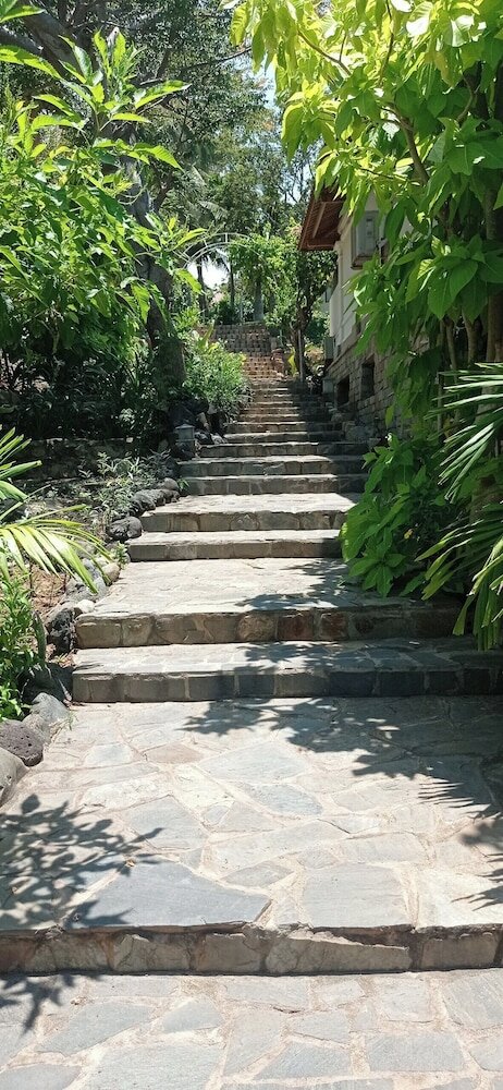 Фото Victoria Phan Thiet Beach Resort & SPA