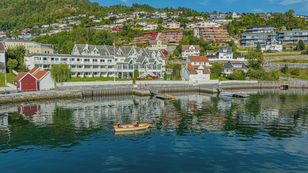 Фото Hofslund Fjord Hotel