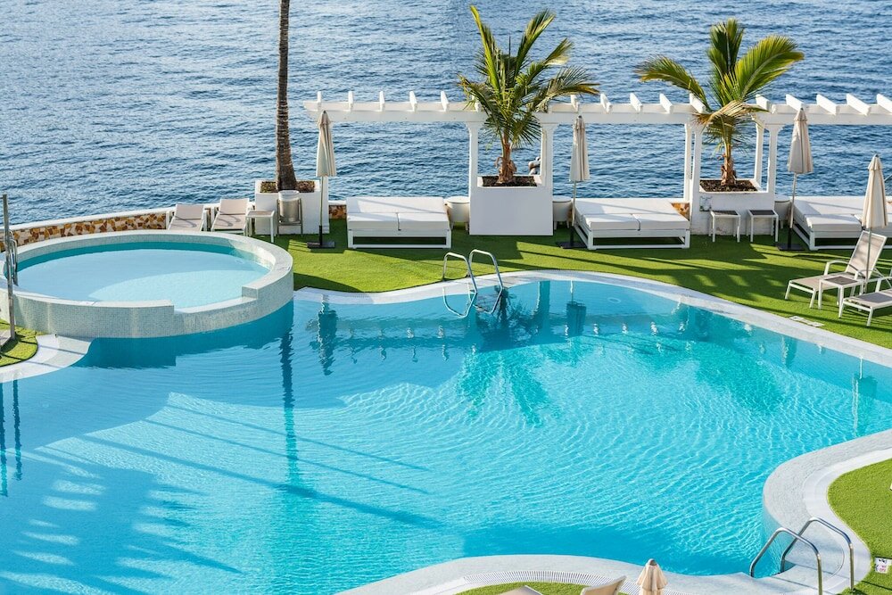 Фото Hotel Livvo Puerto de Mogán