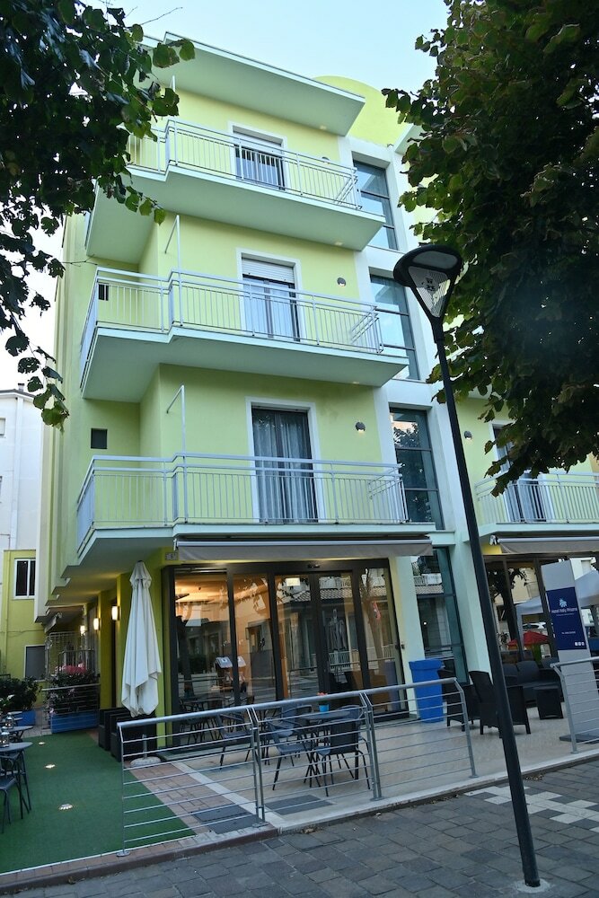 Фото Hotel Italy