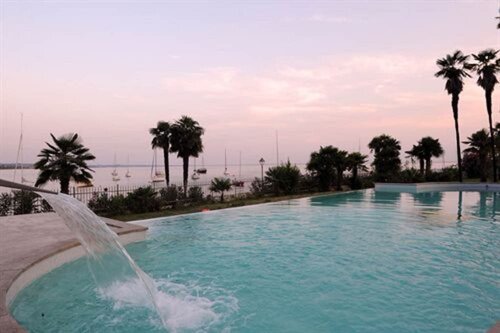 Внешний вид отеля Du Parc в Гарде, фото 3