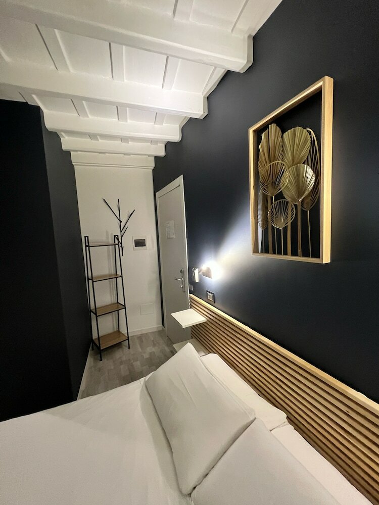 Фото IRooms Rome Spanish Steps