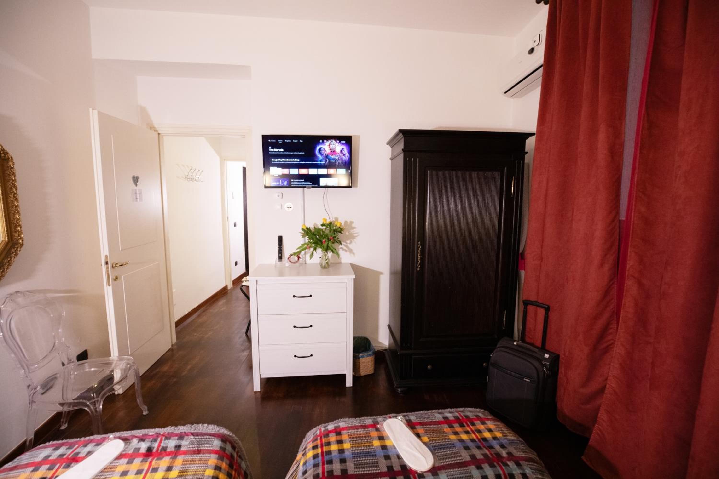 Фото 32071112244