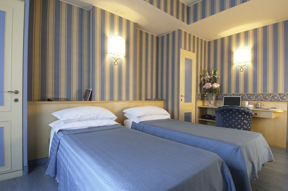 Фото Hotel Garda