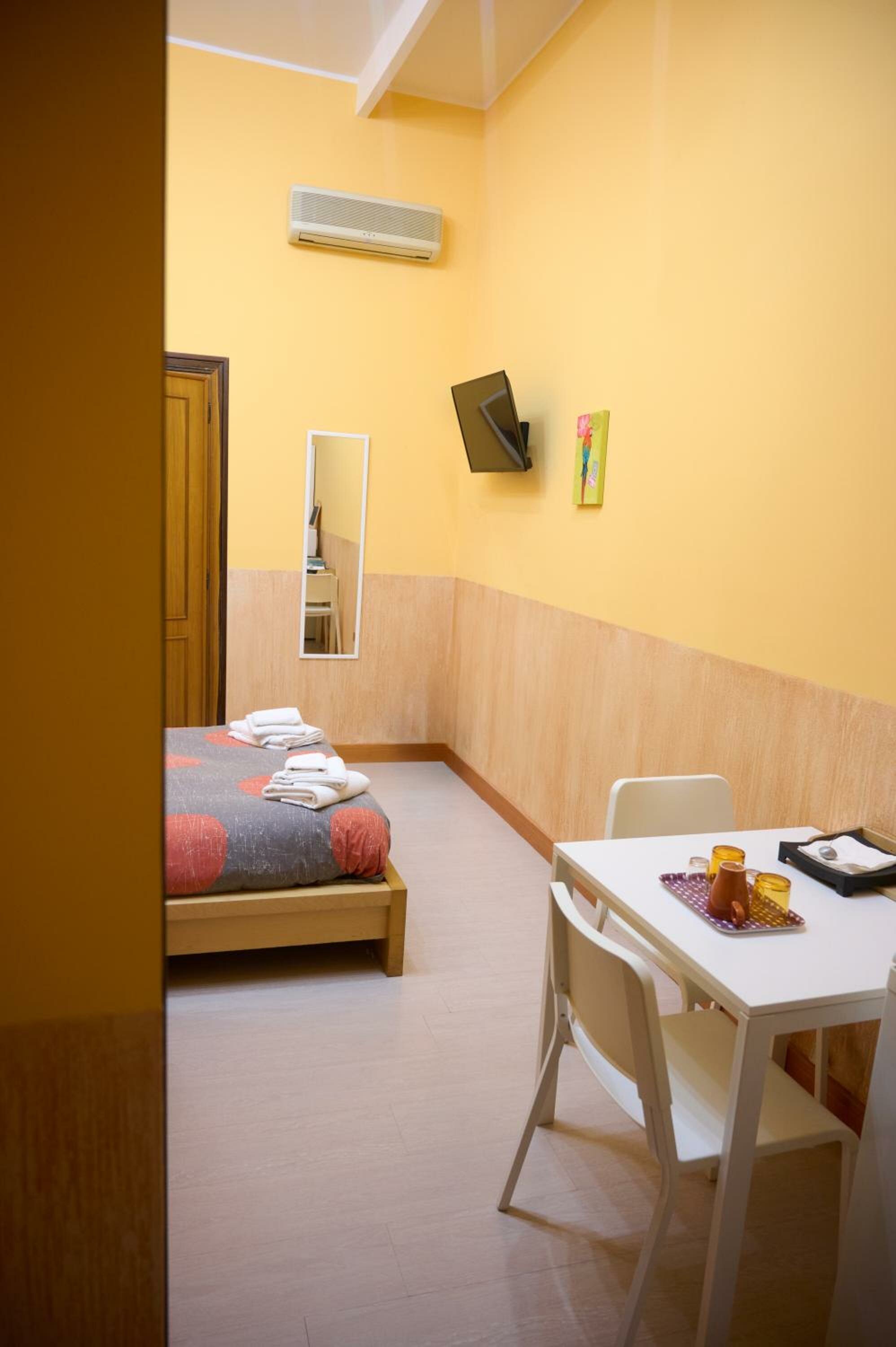 Фото The Rainbow B&b