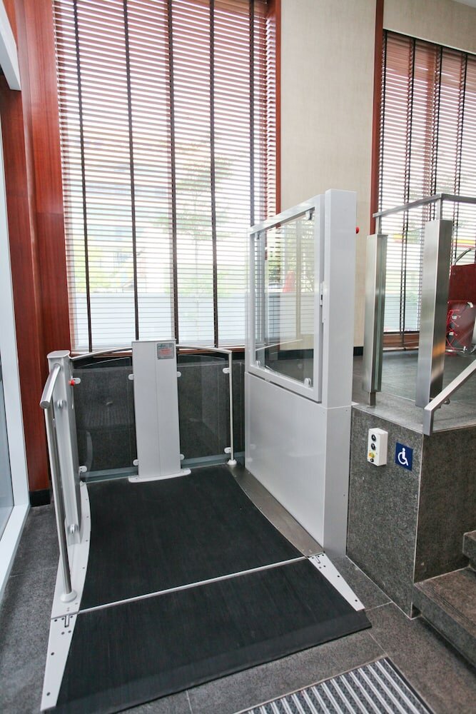 Фото Aqueen Hotel Paya Lebar