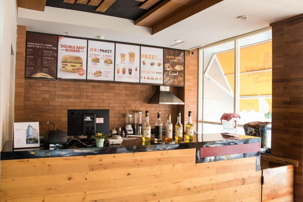 Фото Cleo Walikota Surabaya